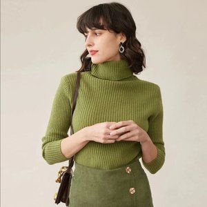 NWOT Rihoas Green Turtleneck Sweater Size S